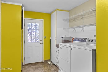 3414 Gelding Dr, Phoenix, AZ 85053