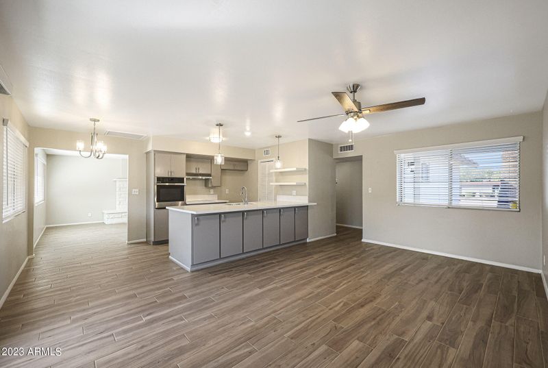 3415 E Mountain View Rd N, Phoenix, AZ 85028