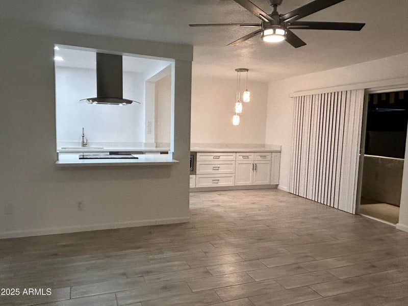 3416 44 St #10, Phoenix, AZ 85018