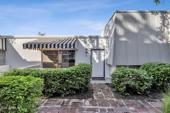 3416 44th St #15, Phoenix, AZ 85018