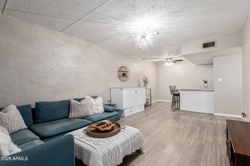3416 44th St #18, Phoenix, AZ 85018