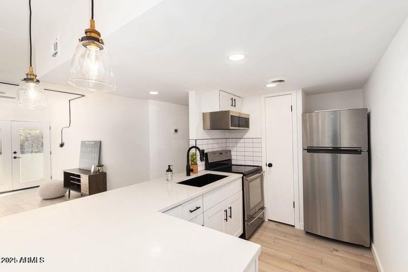 3416 44th St #34, Phoenix, AZ 85018