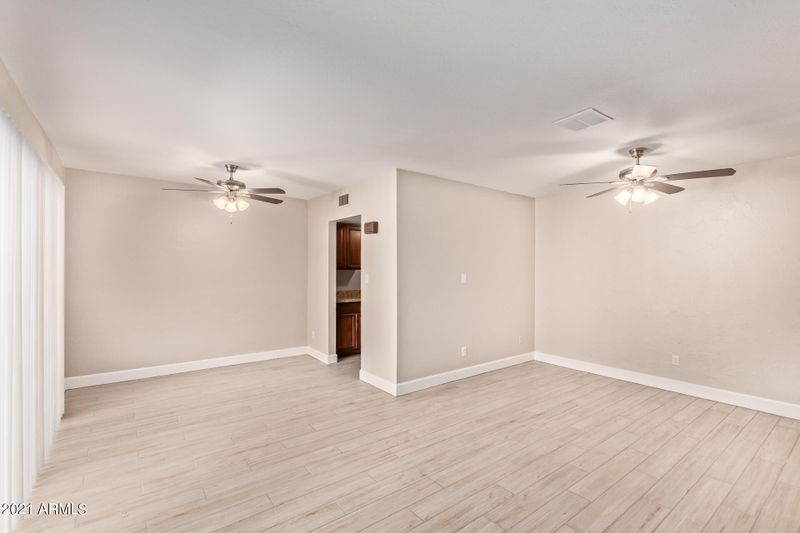 3416 N 44th St #29, Phoenix, AZ 85018