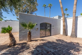 3416 N 44th St #30, Phoenix, AZ 85018