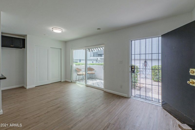 3416 N 44th St #33, Phoenix, AZ 85018