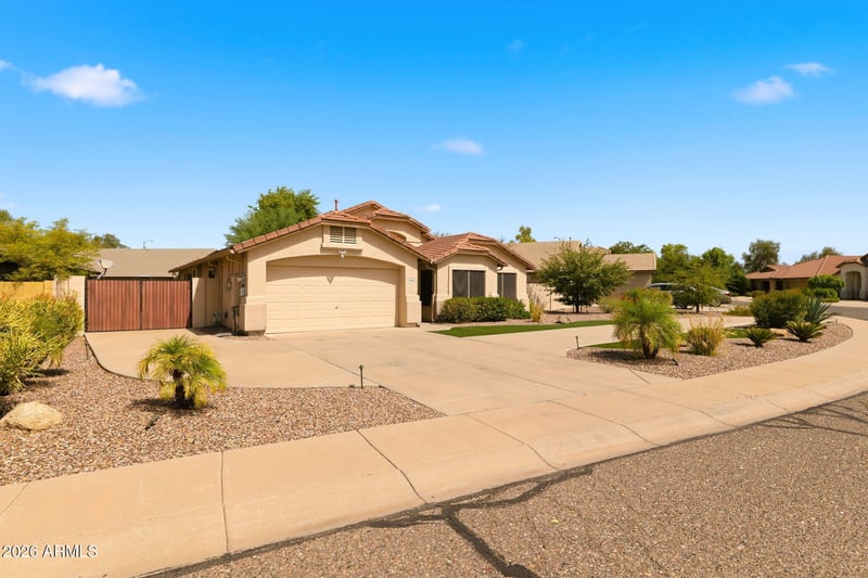 3416 W Patrick Ln, Phoenix, AZ 85027