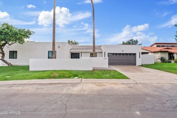 3417 Las Rocas Dr, Phoenix, AZ 85028
