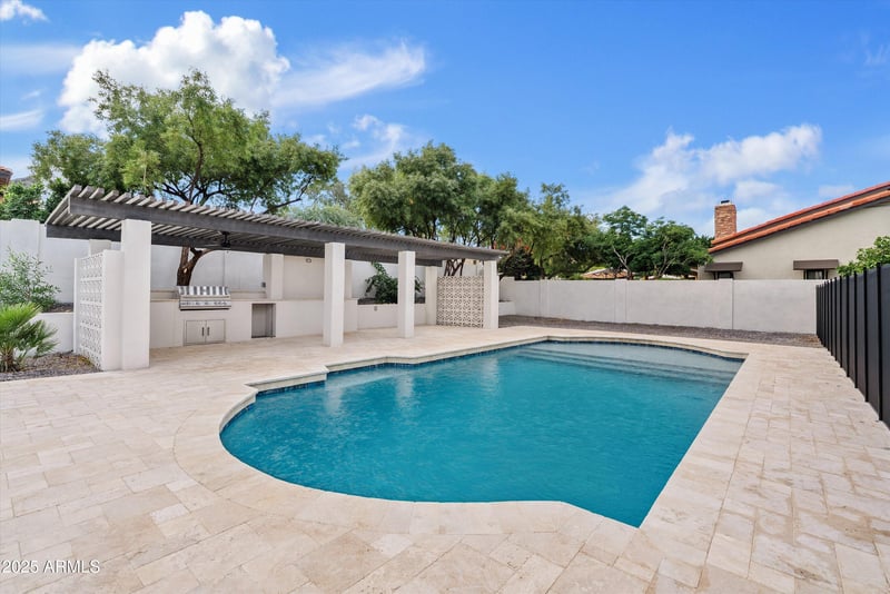 3417 Las Rocas Dr, Phoenix, AZ 85028