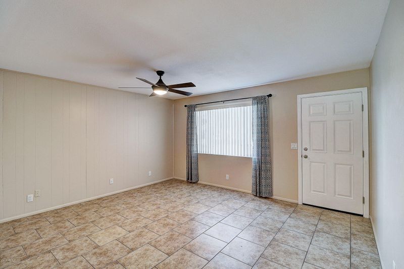 3417 W Corrine Dr, Phoenix, AZ 85029