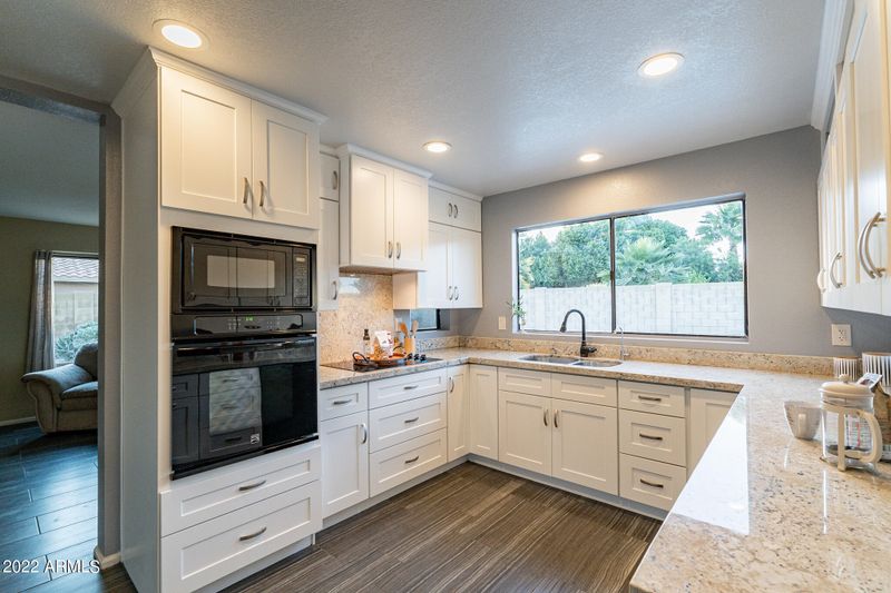 3418 E Desert Trumpet Rd, Phoenix, AZ 85044