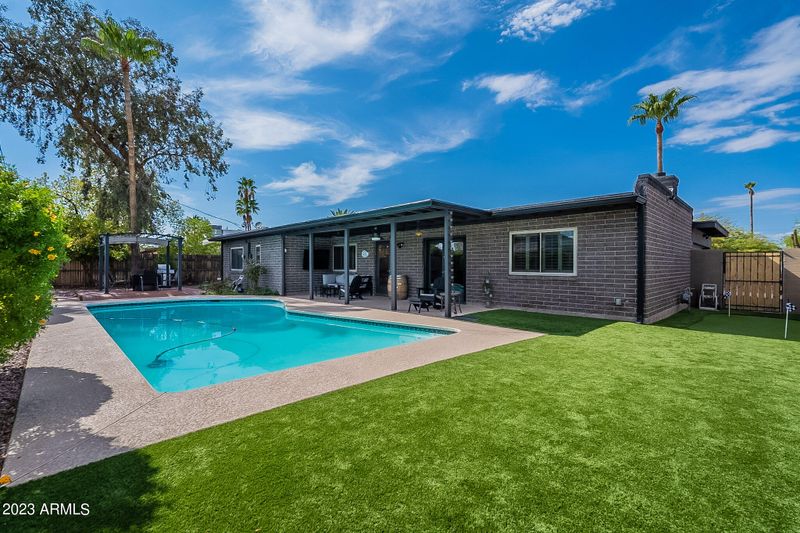 3419 E Mountain View Rd, Phoenix, AZ 85028