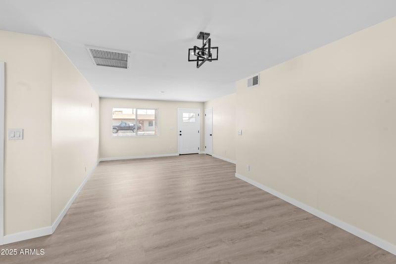 3419 Hillery Dr, Phoenix, AZ 85032
