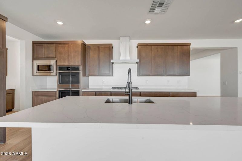 342 E La Estela Ln, San Tan Valley, AZ 85140