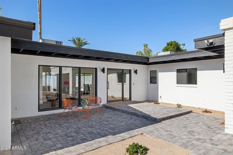 342 Orangewood Ave, Phoenix, AZ 85020