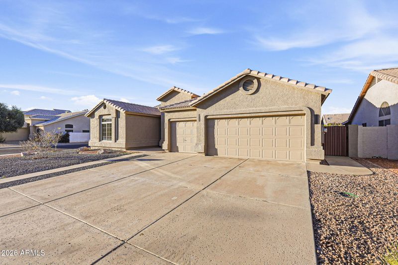 342 W El Freda Rd, Tempe, AZ 85284