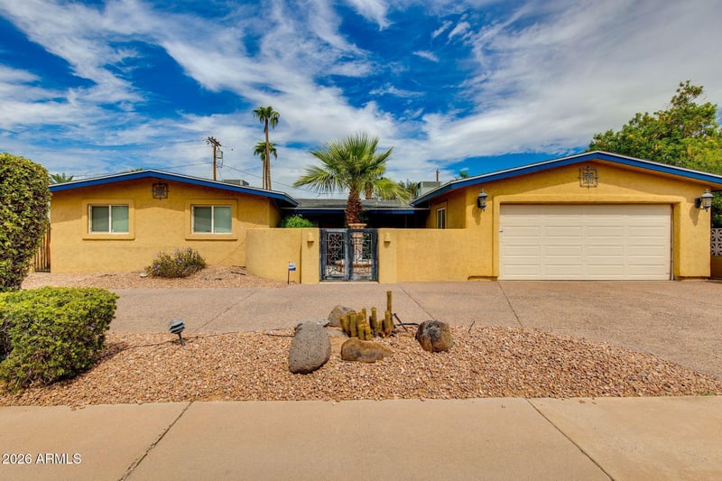 3420 E Clarendon Ave, Phoenix, AZ 85018