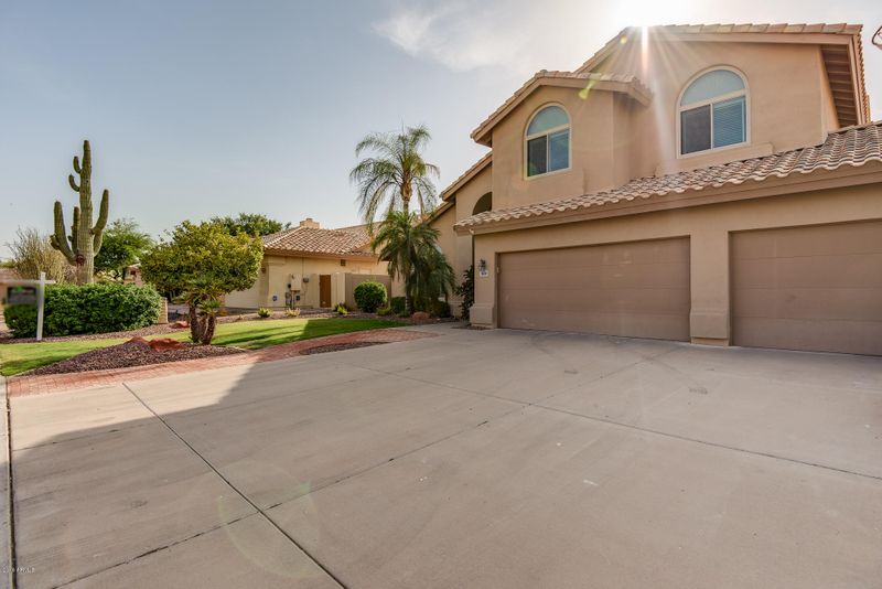 3420 E Winona St, Phoenix, AZ 85044