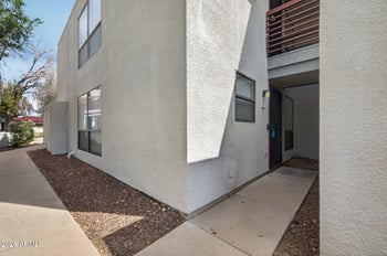 3420 W Danbury Dr #C109, Phoenix, AZ 85053