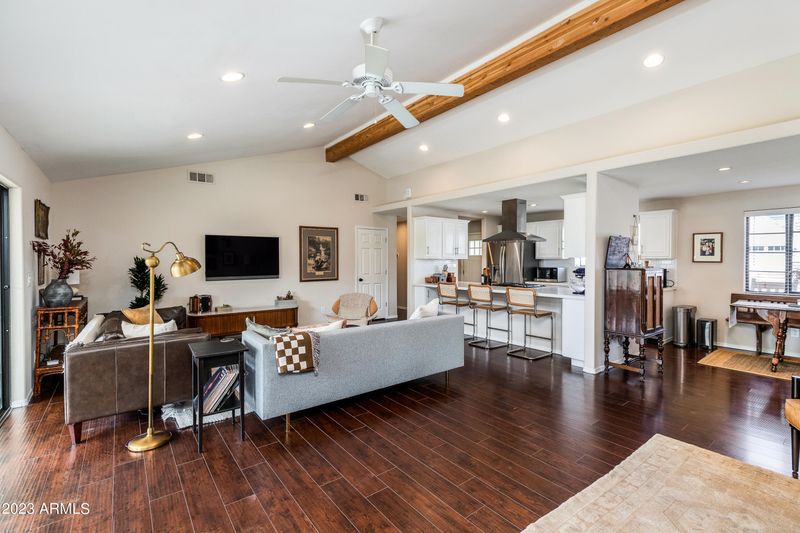 3421 E Georgia Ave, Phoenix, AZ 85018