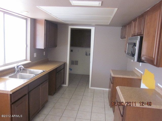 3421 E Sweetwater Ave, Phoenix, AZ 85032