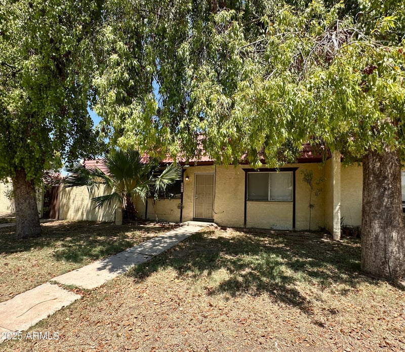 3421 Tangerine Ln, Phoenix, AZ 85051