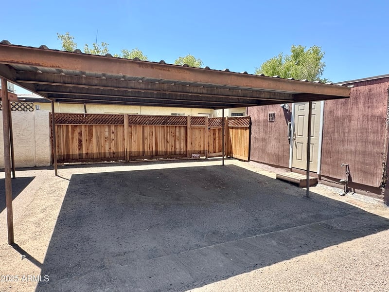3421 Tangerine Ln, Phoenix, AZ 85051