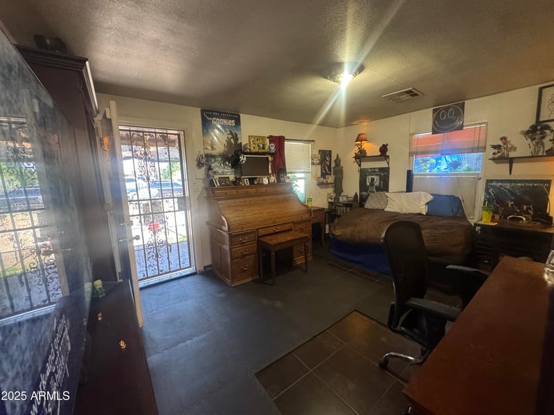3421 Willetta St, Phoenix, AZ 85009