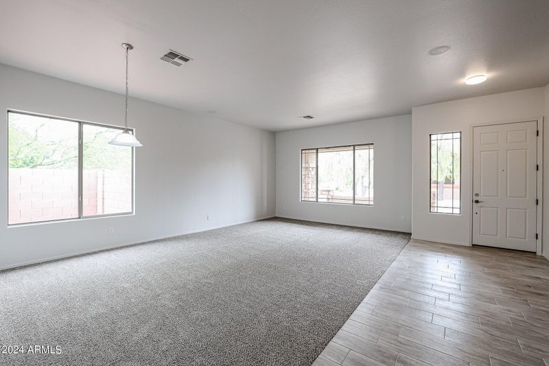 34219 N 25th Dr, Phoenix, AZ 85085
