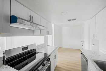3422 12th Pl, Phoenix, AZ 85014