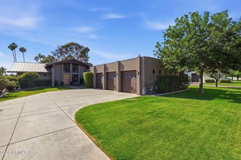 3422 60th St, Phoenix, AZ 85018