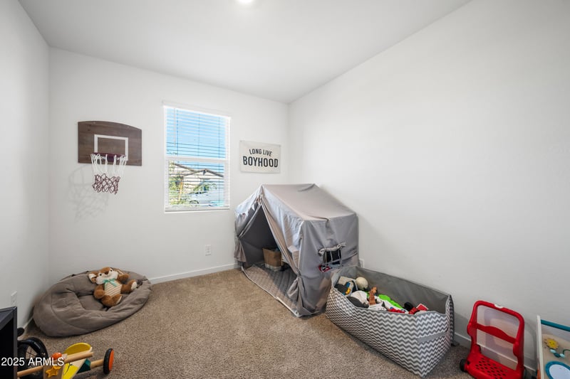 3423 Alexander Dr, San Tan Valley, AZ 85143