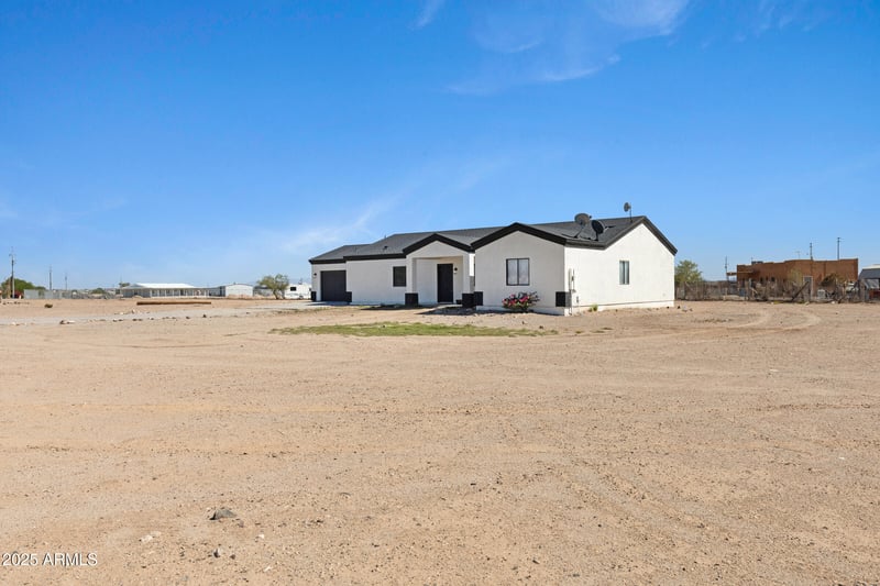 34247 Pecan St, Tonopah, AZ 85354