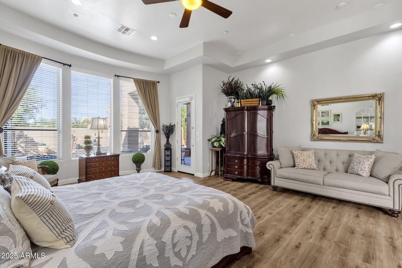 3426 Raven Dr, Chandler, AZ 85286