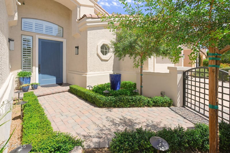3427 N 42nd Pl, Phoenix, AZ 85018