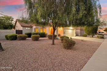 3428 Francisco Dr, Phoenix, AZ 85042