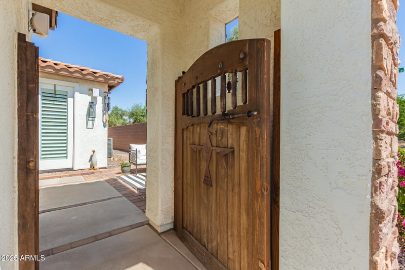 3428 Ravenswood Dr, Gilbert, AZ 85298