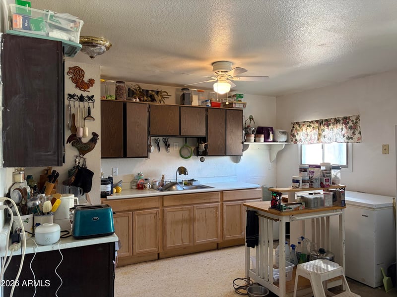 3428 W Banff Ln, Phoenix, AZ 85053