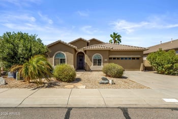 3428 Morgan Ln, San Tan Valley, AZ 85144