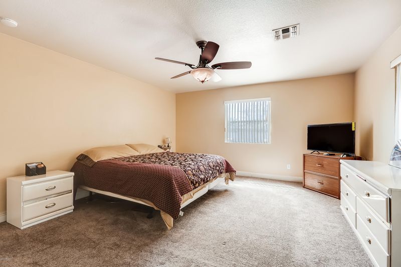 343 E Mitchell Dr, Phoenix, AZ 85012
