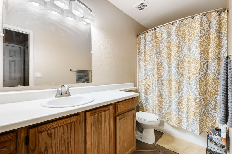 343 E Mitchell Dr, Phoenix, AZ 85012