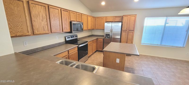 343 W Holstein Trl, San Tan Valley, AZ 85143