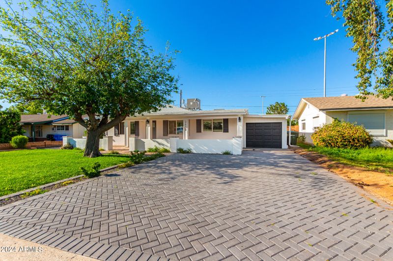 3430 E Flower St, Phoenix, AZ 85018