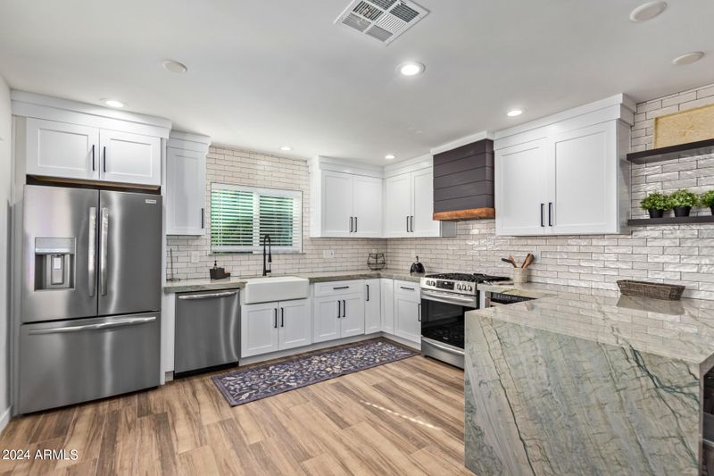 3430 E Flower St, Phoenix, AZ 85018