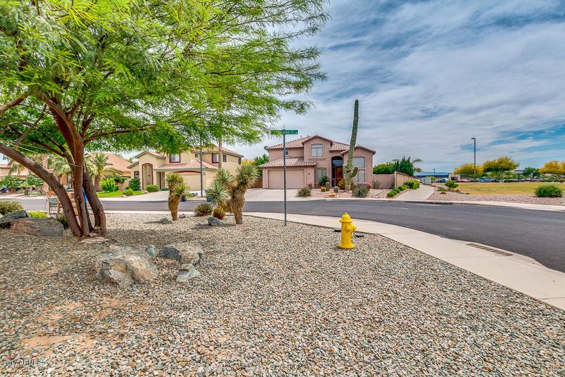 3430 E Wildhorse Dr, Gilbert, AZ 85297