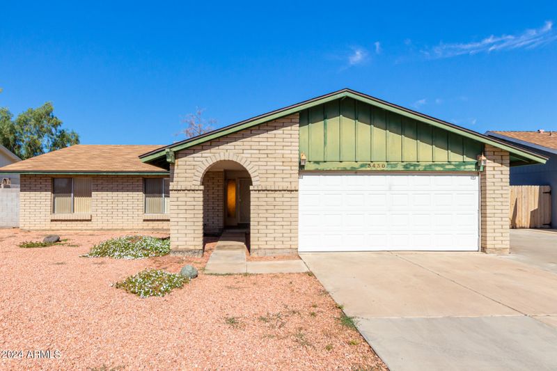 3430 W Saint John Rd, Phoenix, AZ 85053