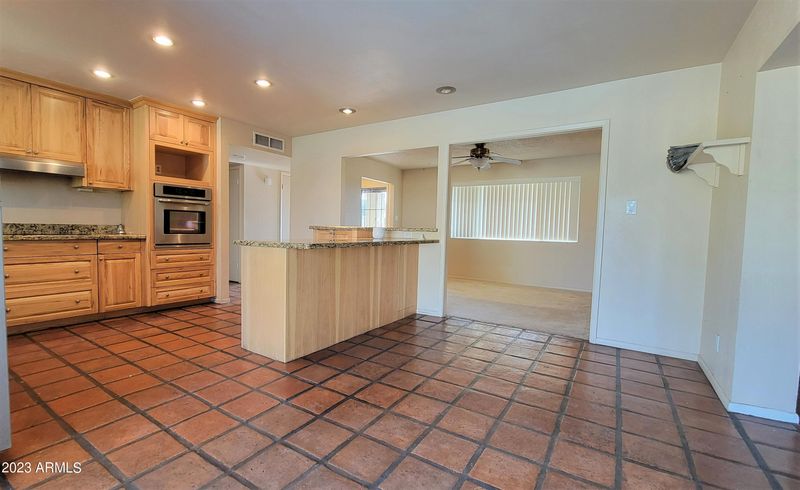3430 W Seldon Ln, Phoenix, AZ 85051