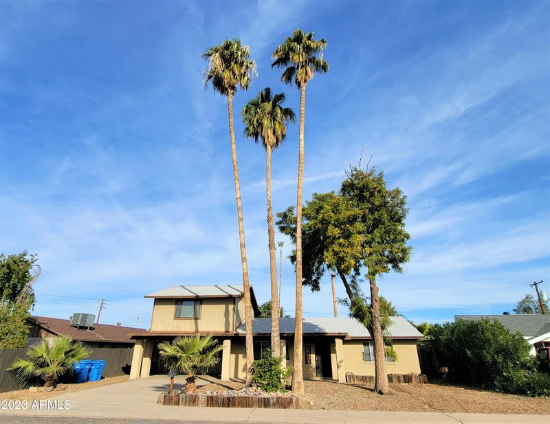 3430 W Seldon Ln, Phoenix, AZ 85051