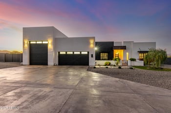 34306 6th Dr, Phoenix, AZ 85085