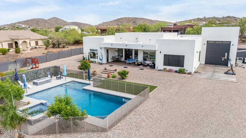 34306 N 6th Dr, Phoenix, AZ 85085