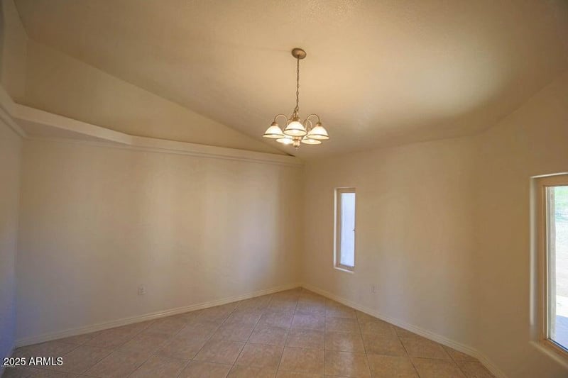 34311 7th St, Phoenix, AZ 85085